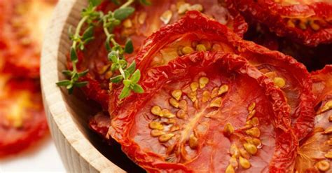 How To Dehydrate Tomatoes