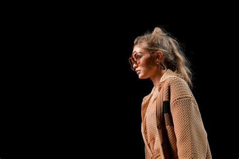 Gigi Hadid Braless Catwalk Hot Celebs Home