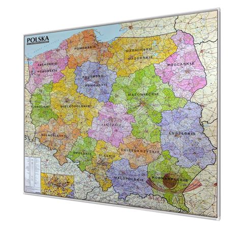 Polska 1 570 000 Mapa ścienna administracyjno drogowa Wersja