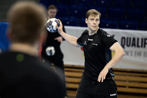Sex ár frá síðasta leik við Tékka 15 leikir frá árinu 2000 Handbolti is