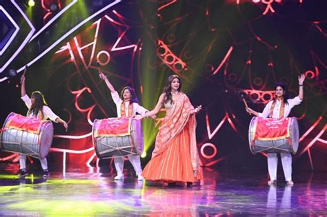 Shilpa Shetty Kundra Stuns India S Best Dancer 3 Judges With