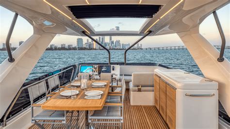 Prestige Flybridge Lengers Yachts Luxury Yacht Dealer Europe