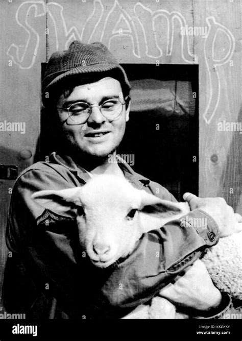 Gary Burghoff Radar Mash 1975 Stock Photo Alamy