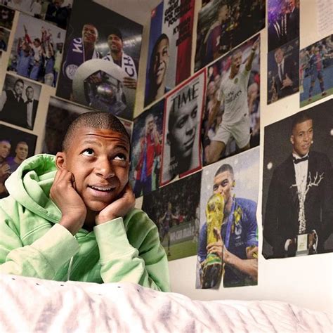 La Metamorfosis De La Habitación De Kylian Mbappé Desterró A Cristiano Ronaldo Y Lo Cambió Por