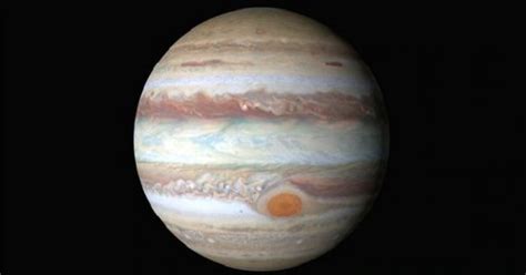 Jupiter Is So Close To Earth Tonight You Can See Its Moons Using Just Binoculars Scoopwhoop