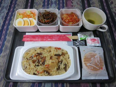 なんちゃって機内食「機内食チャレンジ317」山菜おこわ やまかづの気ままにマンゴー