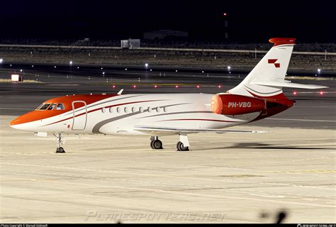 Ph Vbg Private Dassault Falcon Ex Photo By Manuel Est Vezr Id