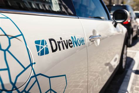 Drivenow Baut Elektroflotte In Hamburg Aus Emobilserver