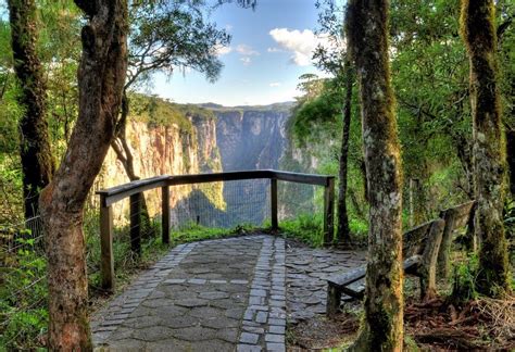 Descubra Geoparque Mundial da UNESCO Caminhos dos Cânions do Sul