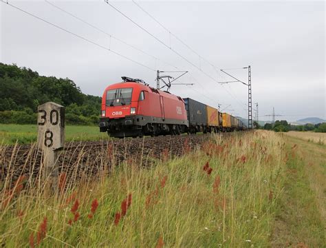 1116 276 Mit Containerzug In Fahrtrichtung Norden Aufgenommen Bei