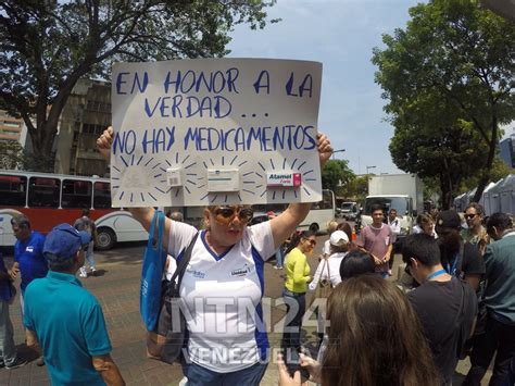 Endesarrollo Algunas De Las Pancartas En La Protesta Por La Salud En A