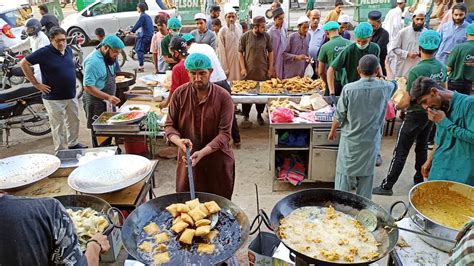 Biggest Iftar In Karachi Zameer Ansari Bahadurabad Ramadan Iftar