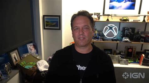 Xbox Keystone Vuelve A Aparecer En La Estantería De Phil Spencer