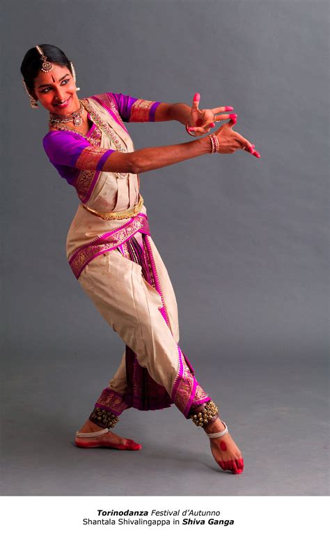 Indian Classical Dancer Indian Classical Dance Dance Of India