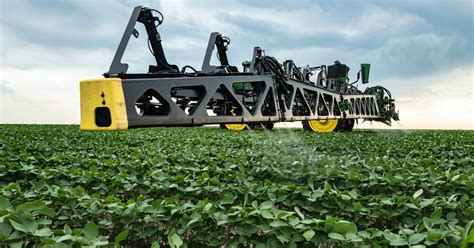 John Deere Robot Planter: The Future of Farming Looks Like Fewer Chemicals - CNET