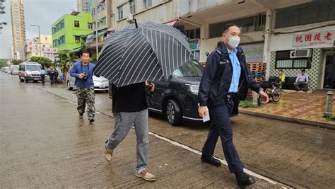 上水男子街头遇劫 遭鸳鸯贼抢金链 2日内5宗抢劫案 星岛日报