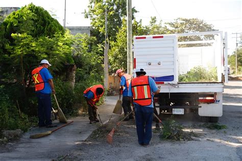 Garantiza Ayuntamiento De M Rida Servicios P Blicos En Navidad