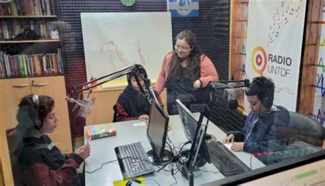 Radio UNTDF Abre Sus Puertas A Locutores Y Docentes Fueguinos Reporte