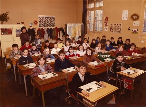 Photo De Classe CM1 1985 1986 De 1985 ECOLE PIERRE BELON Copains D Avant