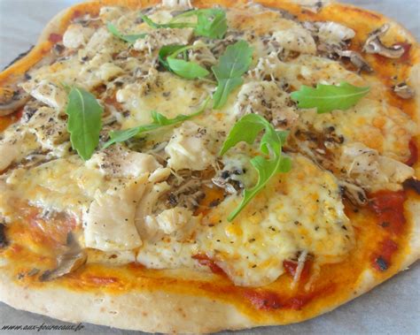 Recette pizza poulet cème fraiche blog de cuisine Aux Fourneaux