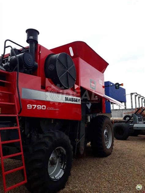 Colheitadeira Massey Ferguson Mf Venda Caminh Es E Carretas