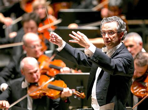 Genova Al Teatro Carlo Felice Il Maestro Fabio Luisi Dirige La