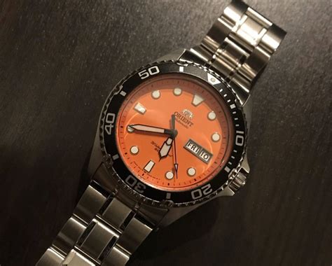 Orient Automatic Divers オレンジ文字盤 オリエント ダイバー 自動巻き Aa02 C8 A 200m デイデイト 稼働