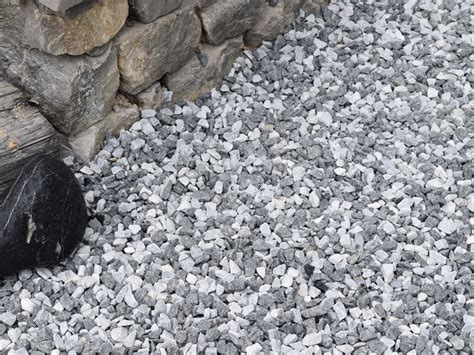 Black Ice® Chippings 14-20mm - Stone Warehouse