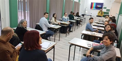 Coloreando Equipos Una Actividad Realizada En La Uned De Tomelloso