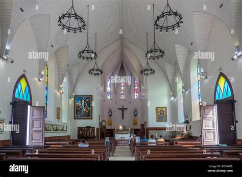 French Polynesia Tahiti Papeete Cathedral Interior Stock Photo Alamy