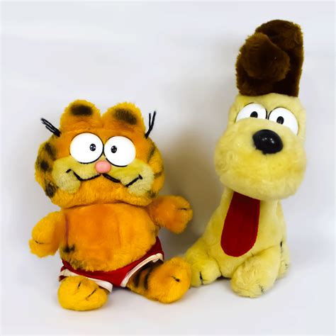 Vintage Garfield & Odie Plush 10" | Goodwill Niagara