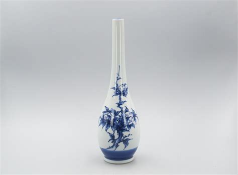 Vintage Japanese Blue And White Porcelain Bamboo Decoration Long Neck