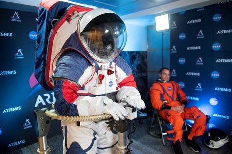 La Nasa Present Los Nuevos Trajes Espaciales Para Volver A La Luna