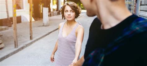 Trending In Love And Dating Whats Hot This Year