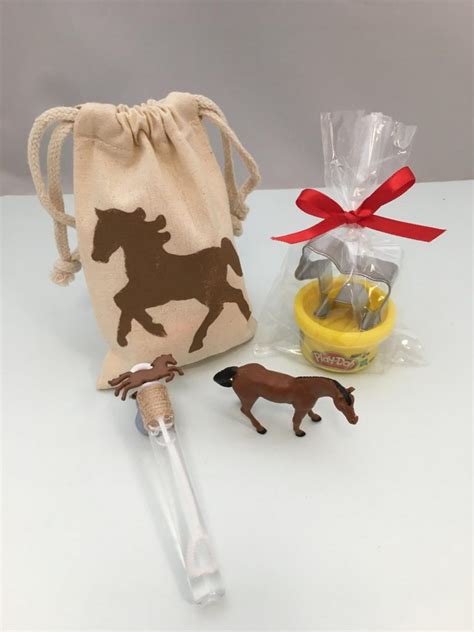 Equestrian-Themed Party Favors from Etsy | Velvet Rider