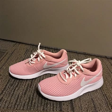 Womens Pink Nike Roshes