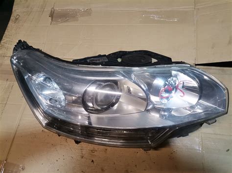 LAMPA PRZÓD PRZEDNIA PRAWA CITROEN C5 III EU XENON 9689037780 za 1200