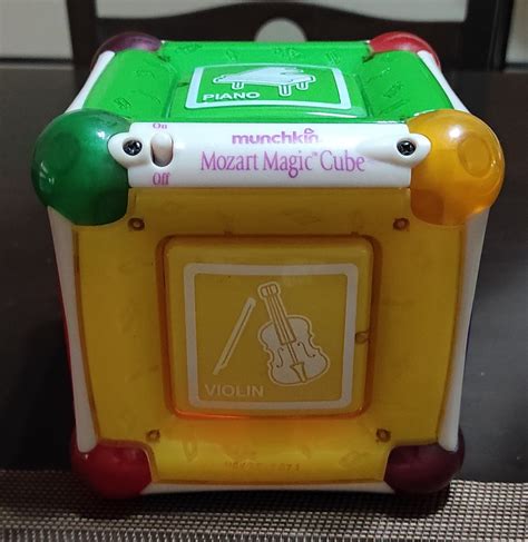 Munchkin Mozart Magic Cube Musical Toy Babies And Kids Infant Playtime