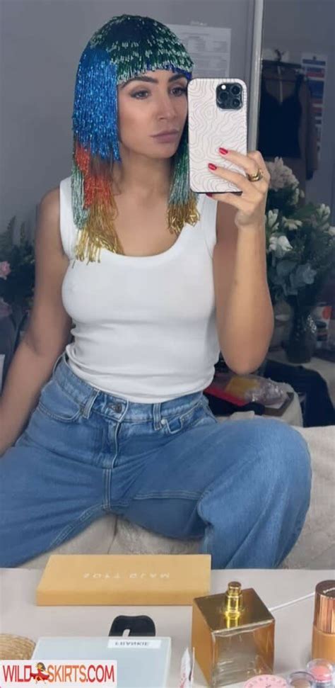 Hot Photos By Frankie Bridge