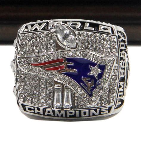 NFL 2001 Super Bowl XXXVI New England Patriots Championship Replica Ring