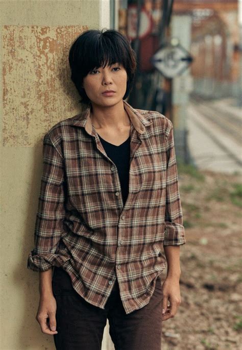 Táo Vân Dung vừa khoe con dâu xinh đẹp từng có đời chồng U vẫn mặc bikini khoe đường