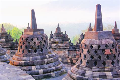 Punthuk Setumbu Sunrise Borobudur Go Up To The Temple Adventure To