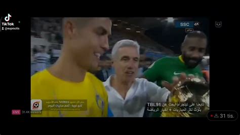 Ronaldo Lift The Trophy Youtube