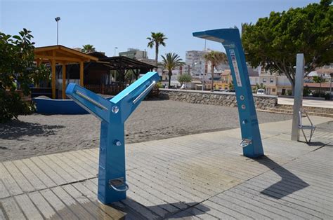 Lavapiés adaptado Baliser Equipamiento y Accesibilidad en playas