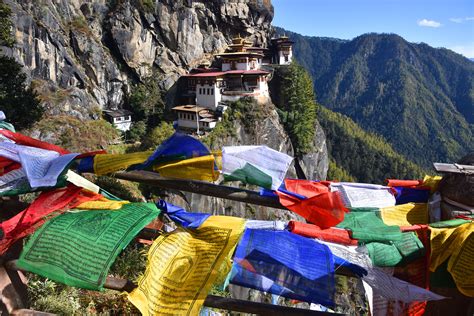 Prayer Flags of Bhutan - Nomadic Thoughts