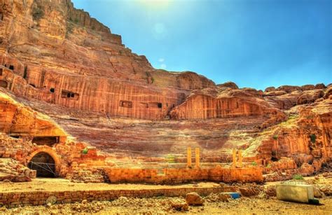 Premium Photo Ancient Roman Theatre In Petra Jordan Unesco Heritage Site