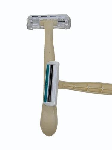 Disposable Razors At Best Price In Mumbai By Sanyam Impex Private