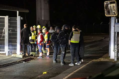 Unruhen Und Verletzte In Suhl N Chtlicher Gro Einsatz In Asyl Aufnahme