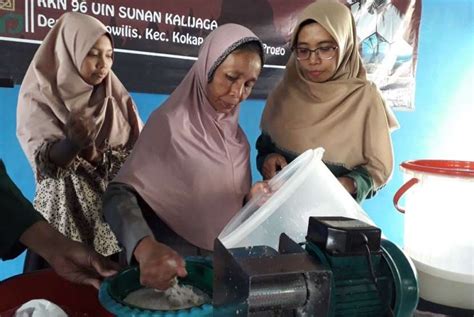 Kkn Uin Suka Bantu Masyarakat Tetap Produktif Selama Pandemi