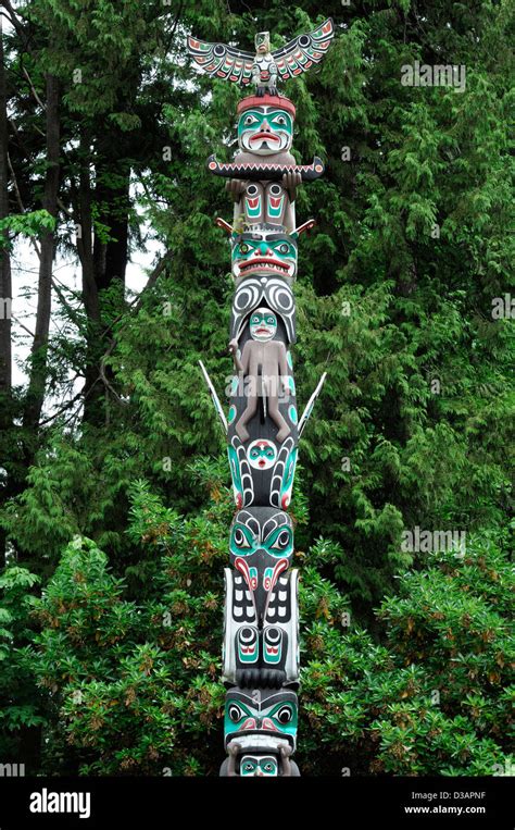 Ga Akstalas Totem Pole First Nations Indians Kwakwakawakw Culture